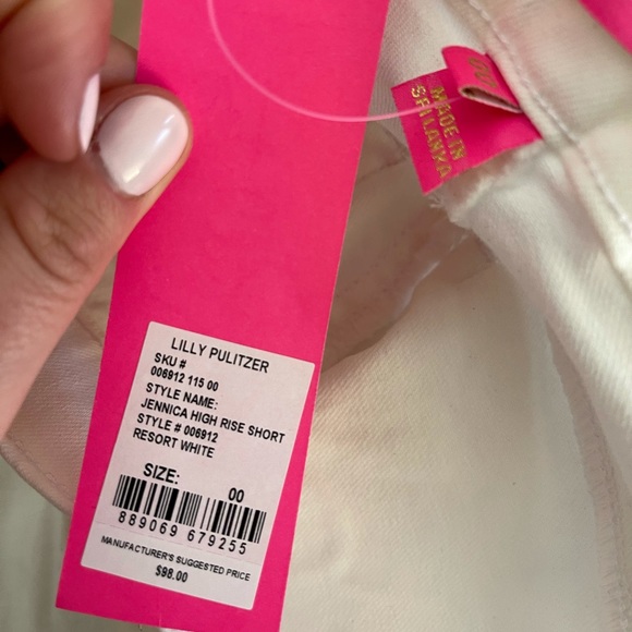 Lilly Pulitzer Jennica High Rise Short - NWT - Picture 3 of 4